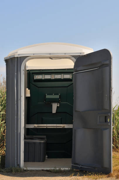 Best Luxury portable toilet rental  in Lisbon, ND